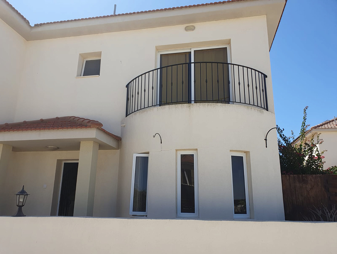 House in Larnaca / Xylofagou