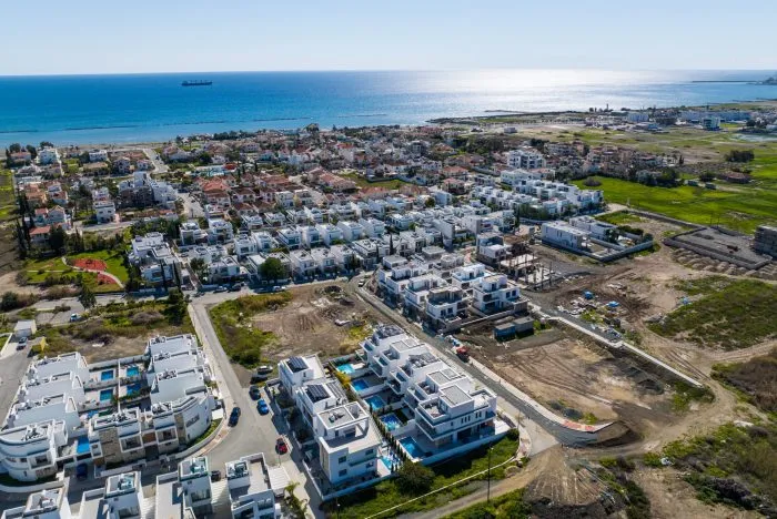 MESOYIOS PARK RESIDENCES