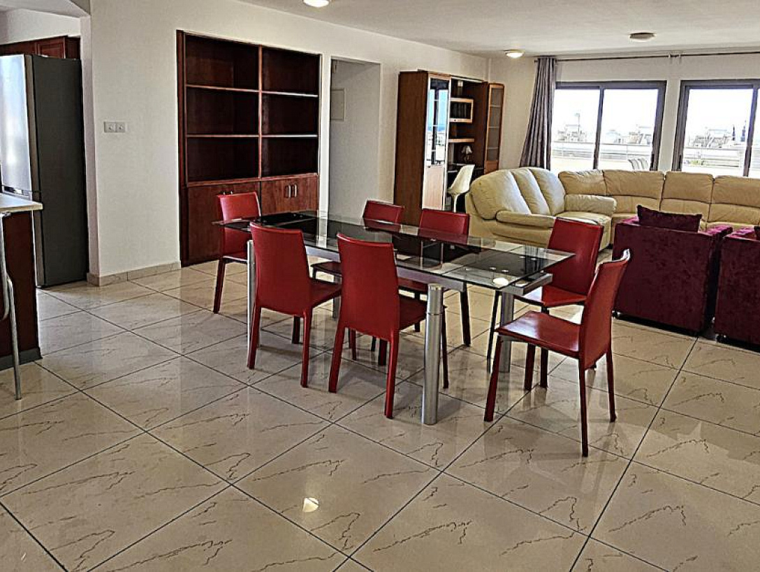 Flat in Paphos / Anavargos