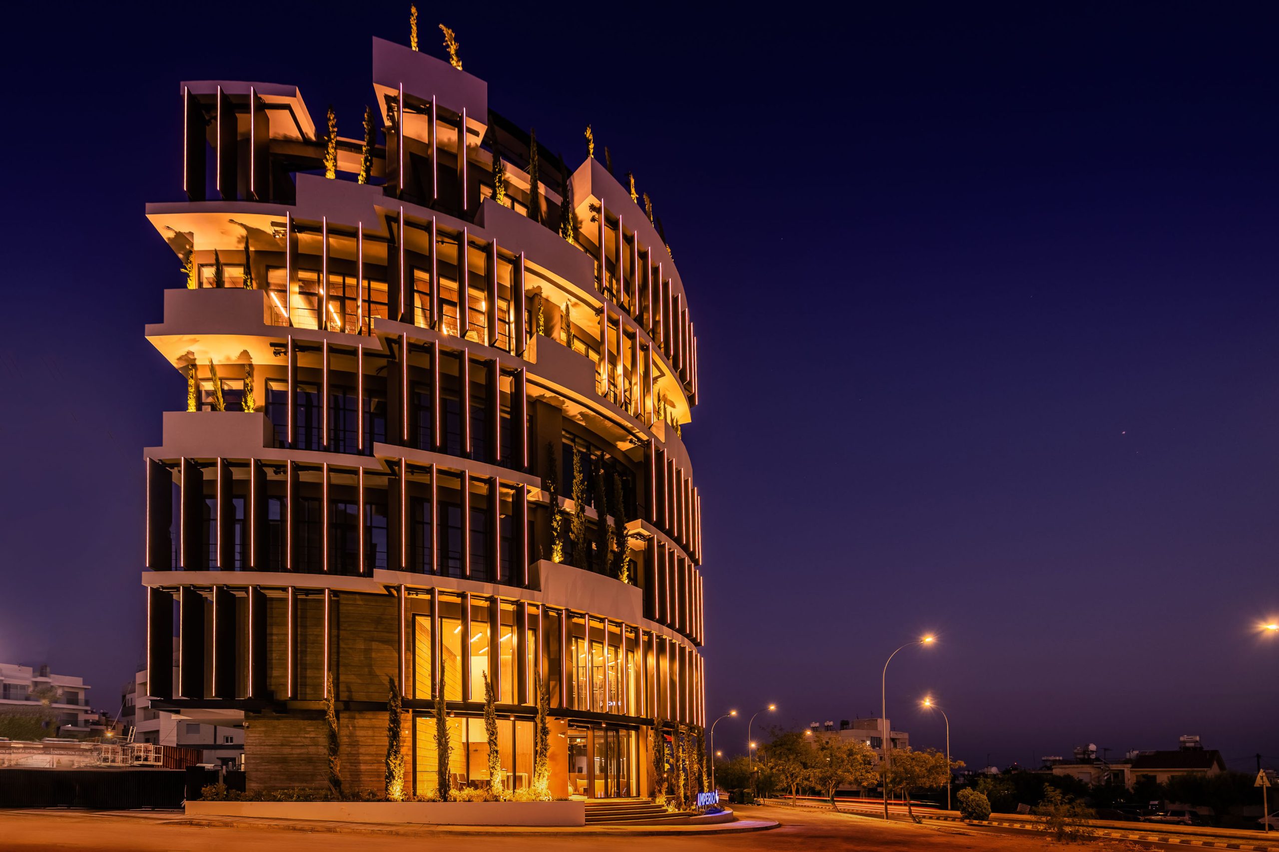 Photo 3: Imperio House
