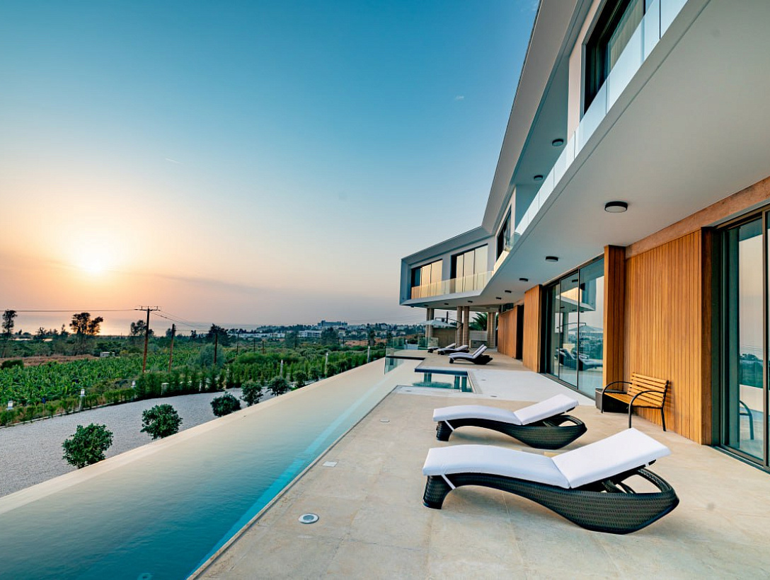 New villa in Paphos / Pegeia