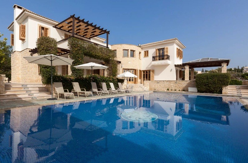New villa in Paphos / Kouklia
