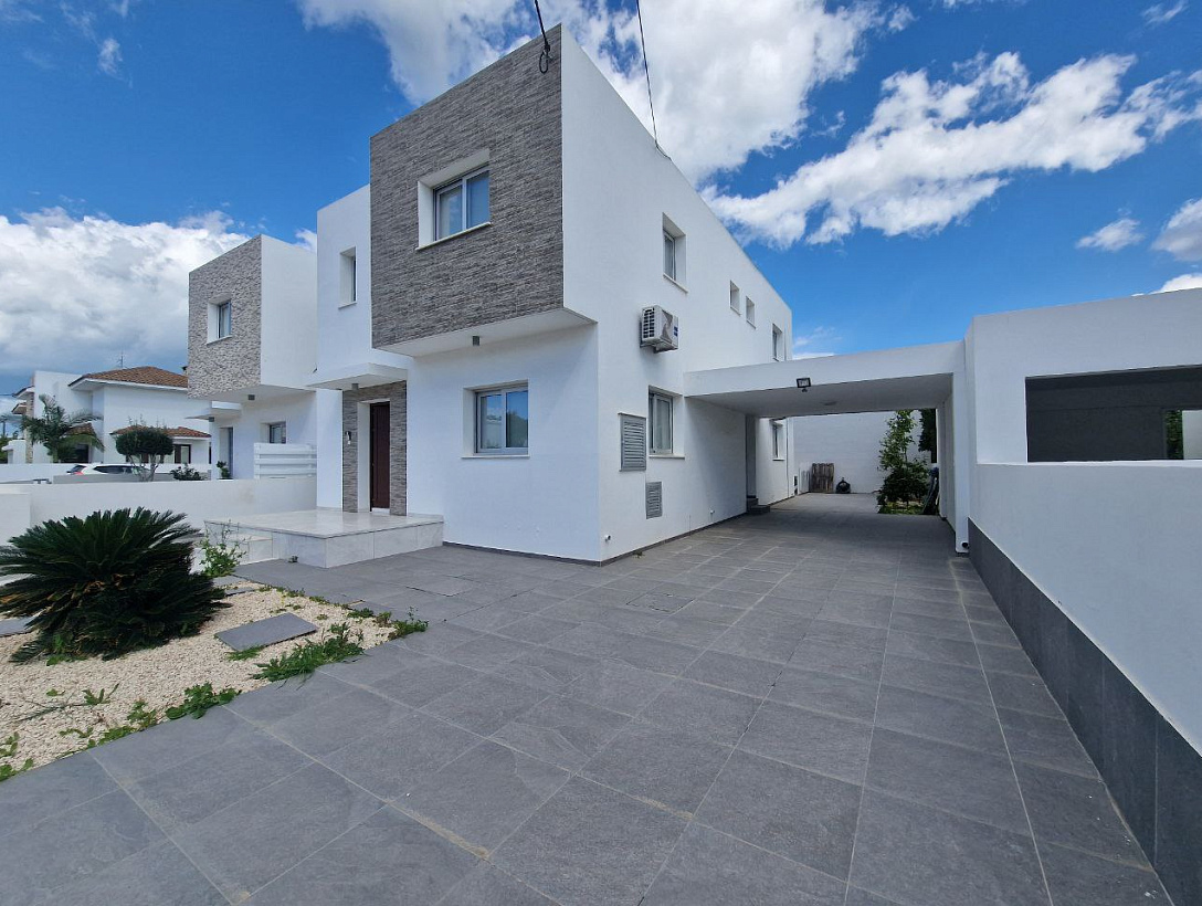 House in Larnaca / Aradippou