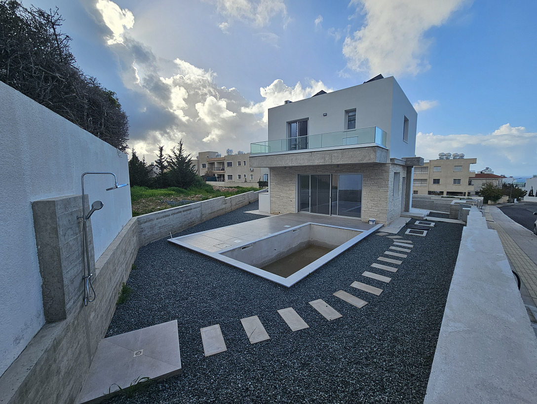House in Paphos / Pegeia