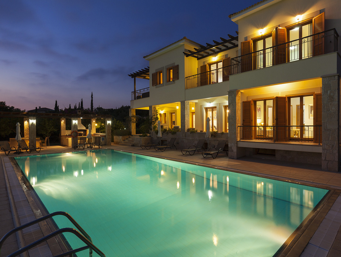 New villa in Paphos / Kouklia