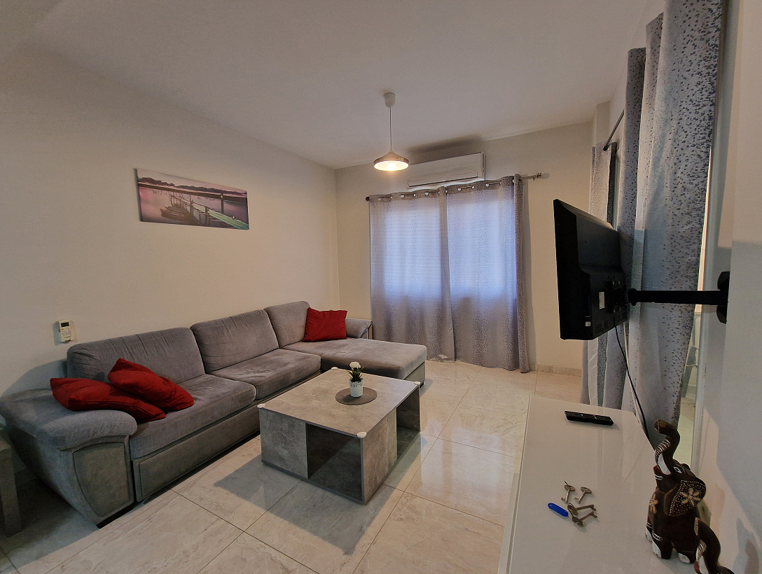Flat in Larnaca / Finikoudes