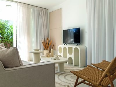 Photo 2: 3-bedroom Villa 10, Iasonas Beach Villas
