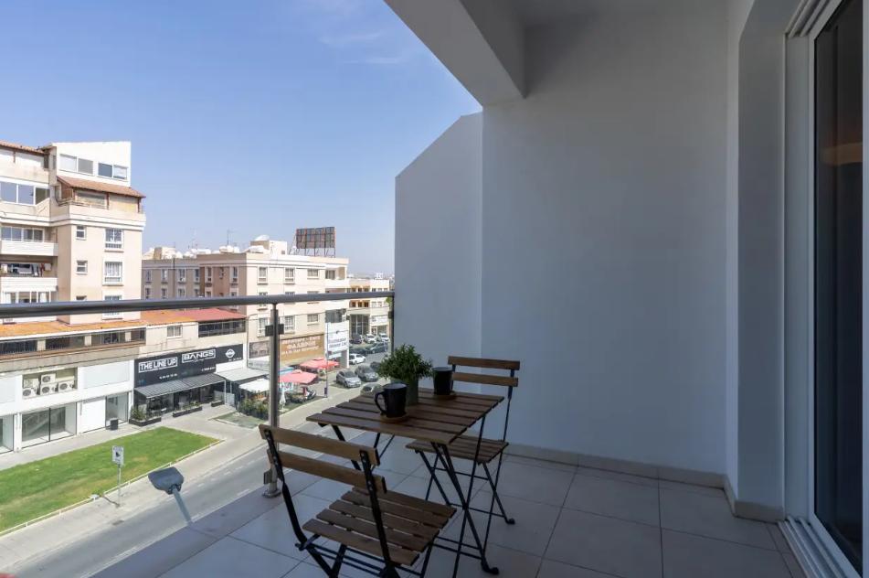 Flat in Larnaca / Makariou